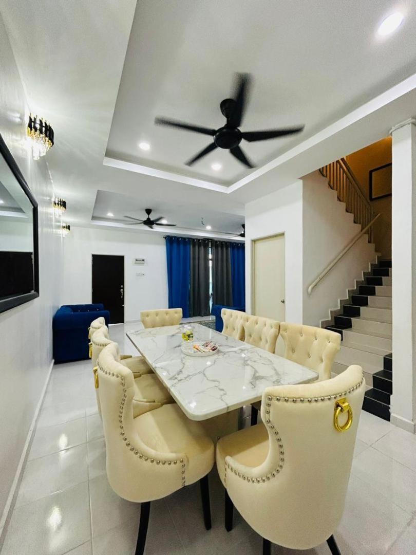 Noor Homestay Paddy View Kangar Buitenkant foto